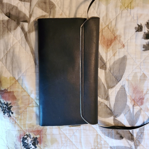 Vera Bradley Black Leather Crossbody Bag - Picture 4 of 4